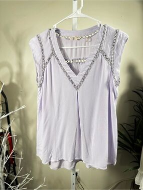 N236. Rebecca Taylor Lavender Sleeveless V-Neck Blouse with Trim